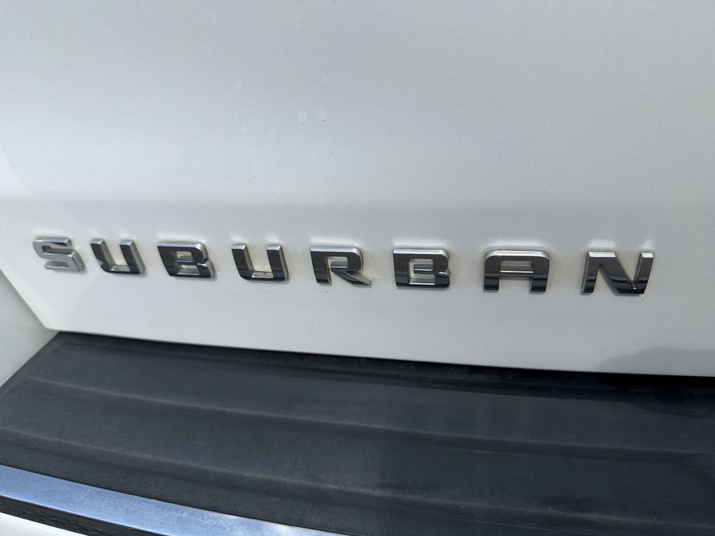 Used 2019 Chevrolet Suburban Premier AWD/4WD image 15