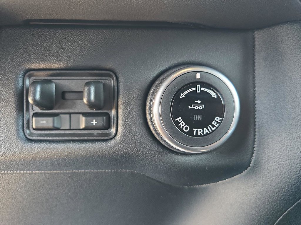 New 2026 Lincoln Navigator Black Label AWD/4WD image 23