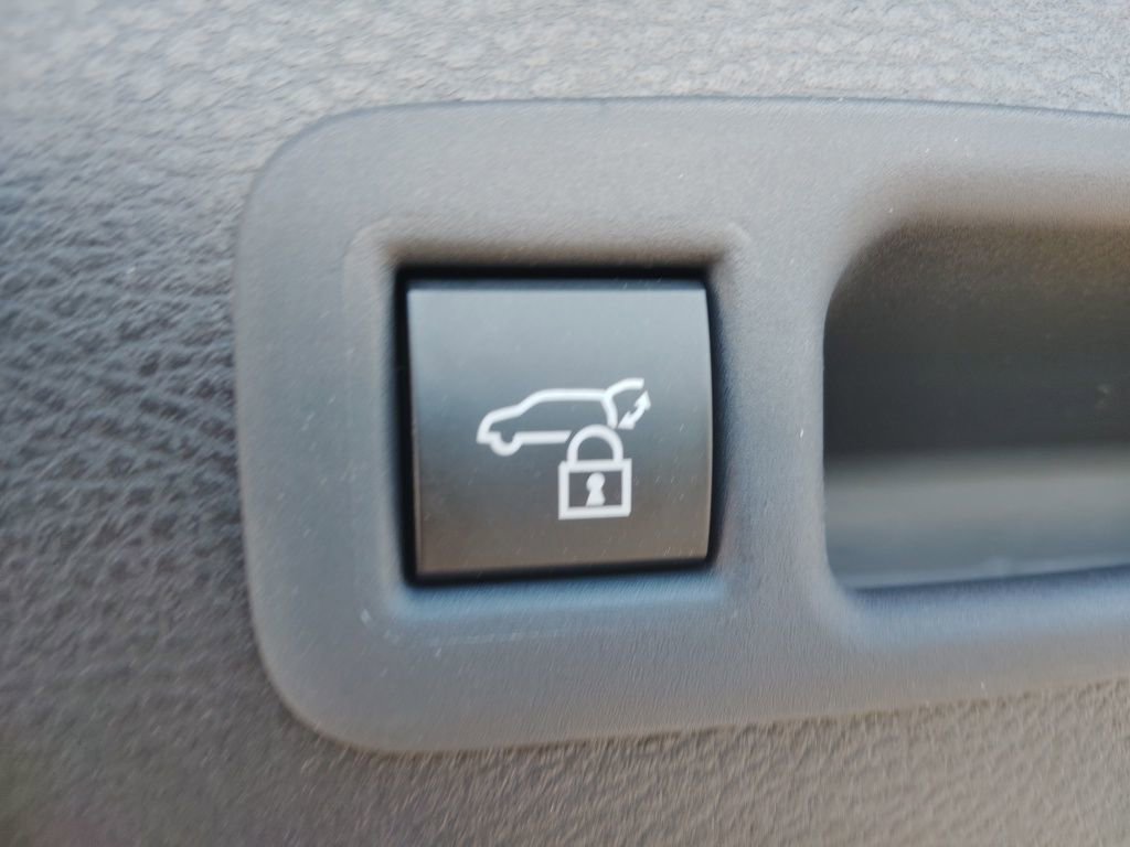 New 2026 Toyota Sienna XLE image 12