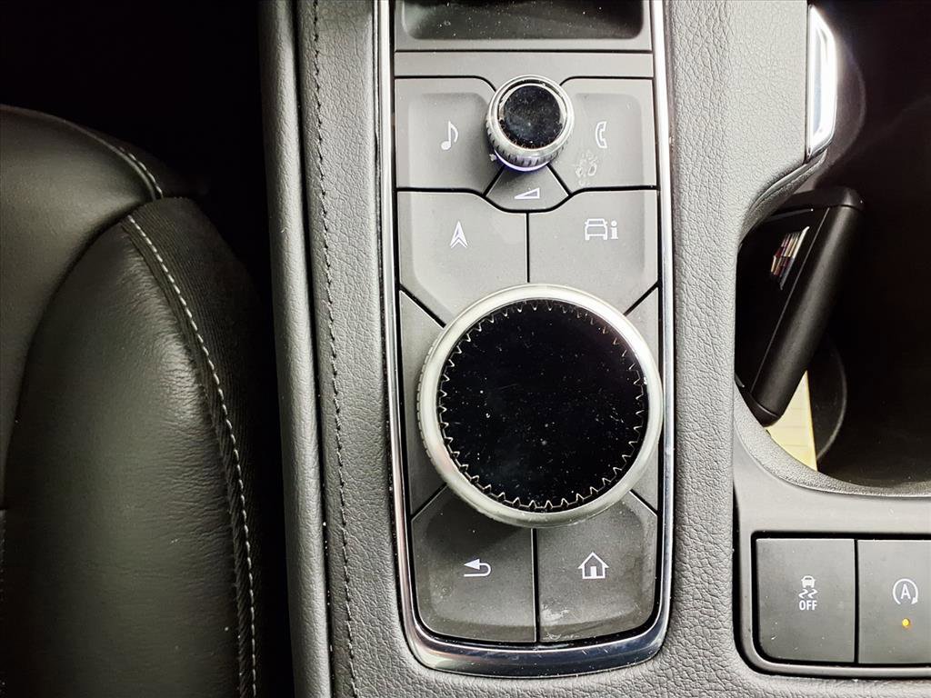 Certified 2024 Cadillac XT4 Premium Luxury image 22