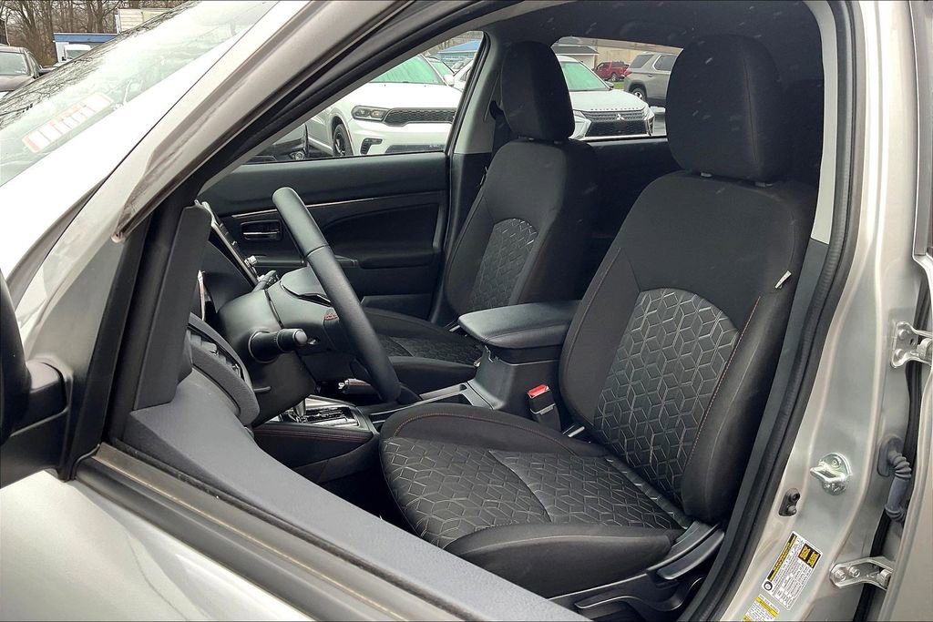 Used 2024 Mitsubishi Outlander Sport LE image 24