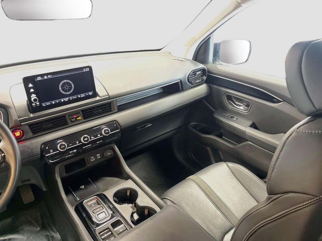 Used 2025 Honda Pilot EX-L image 22