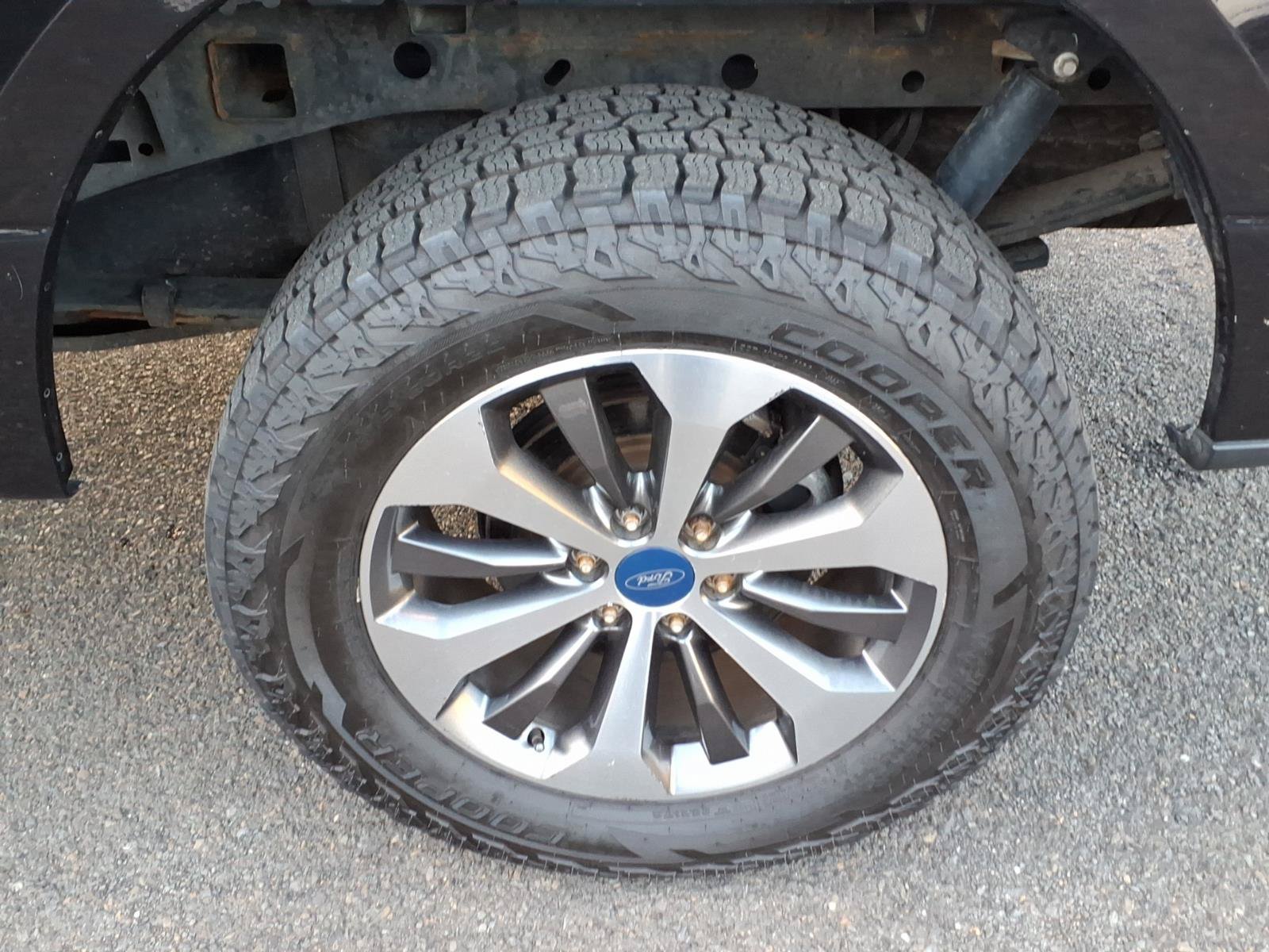 Used 2019 Ford F150 XL w/ Equipment Group 101A Mid AWD/4WD image 11