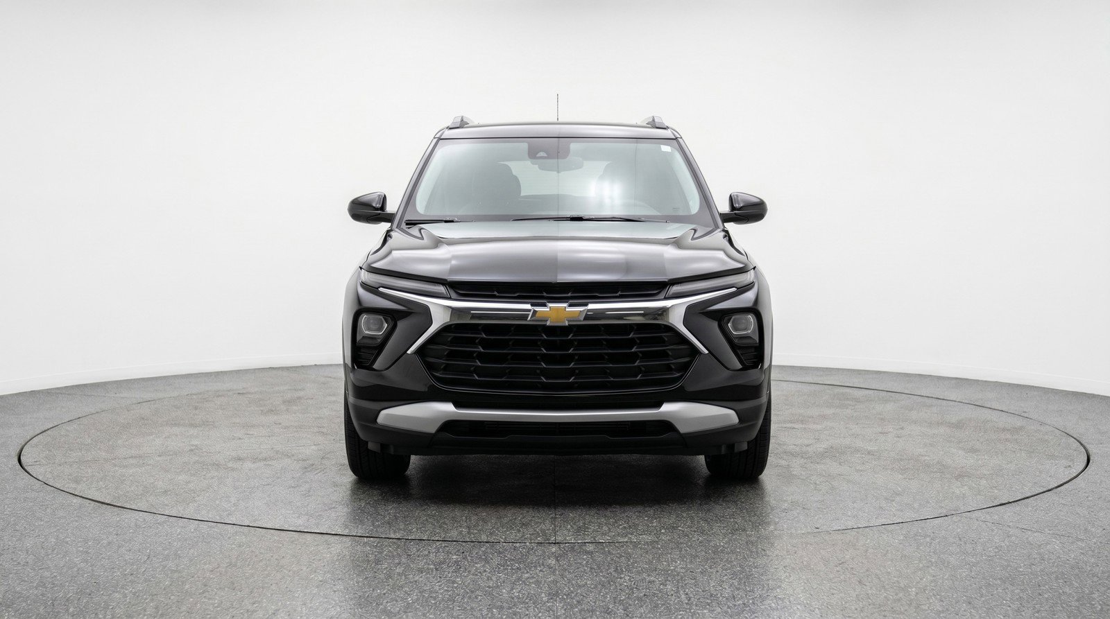 Used 2025 Chevrolet TrailBlazer LT FWD image 2