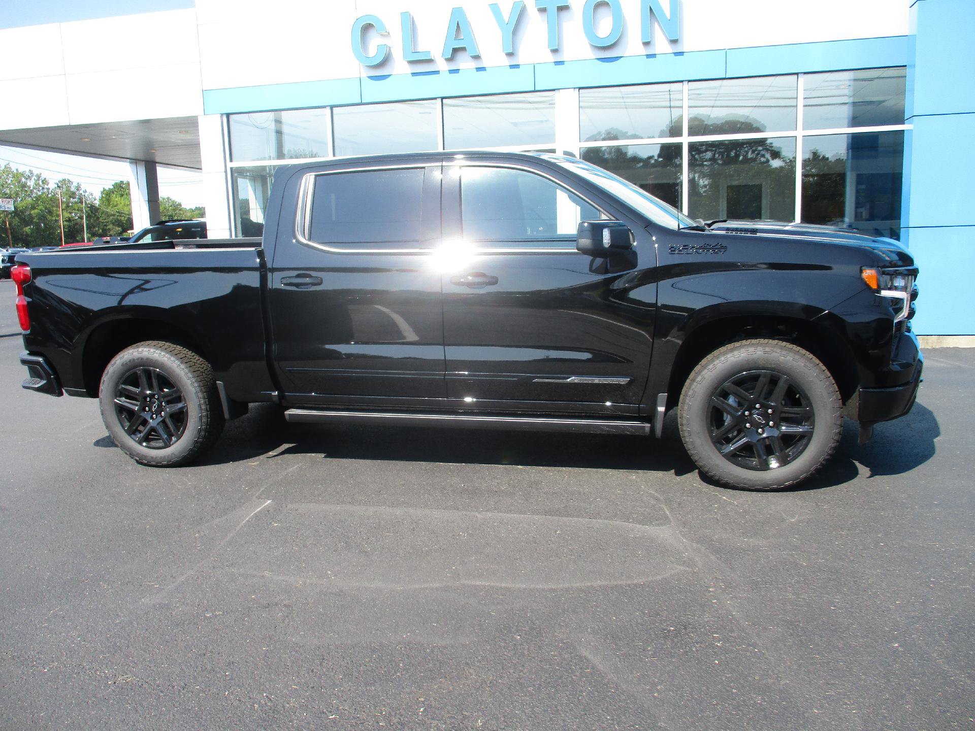 New 2026 Chevrolet Silverado 1500 High Country w/ Midnight Edition