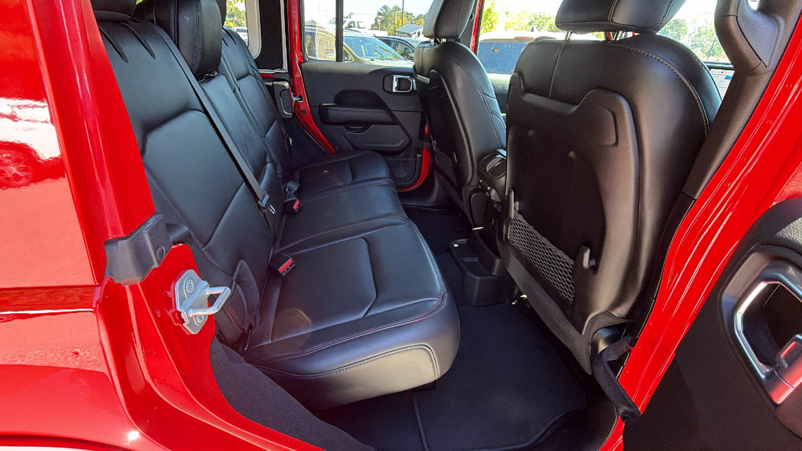 Used 2026 Jeep Wrangler Unlimited Rubicon AWD/4WD image 21