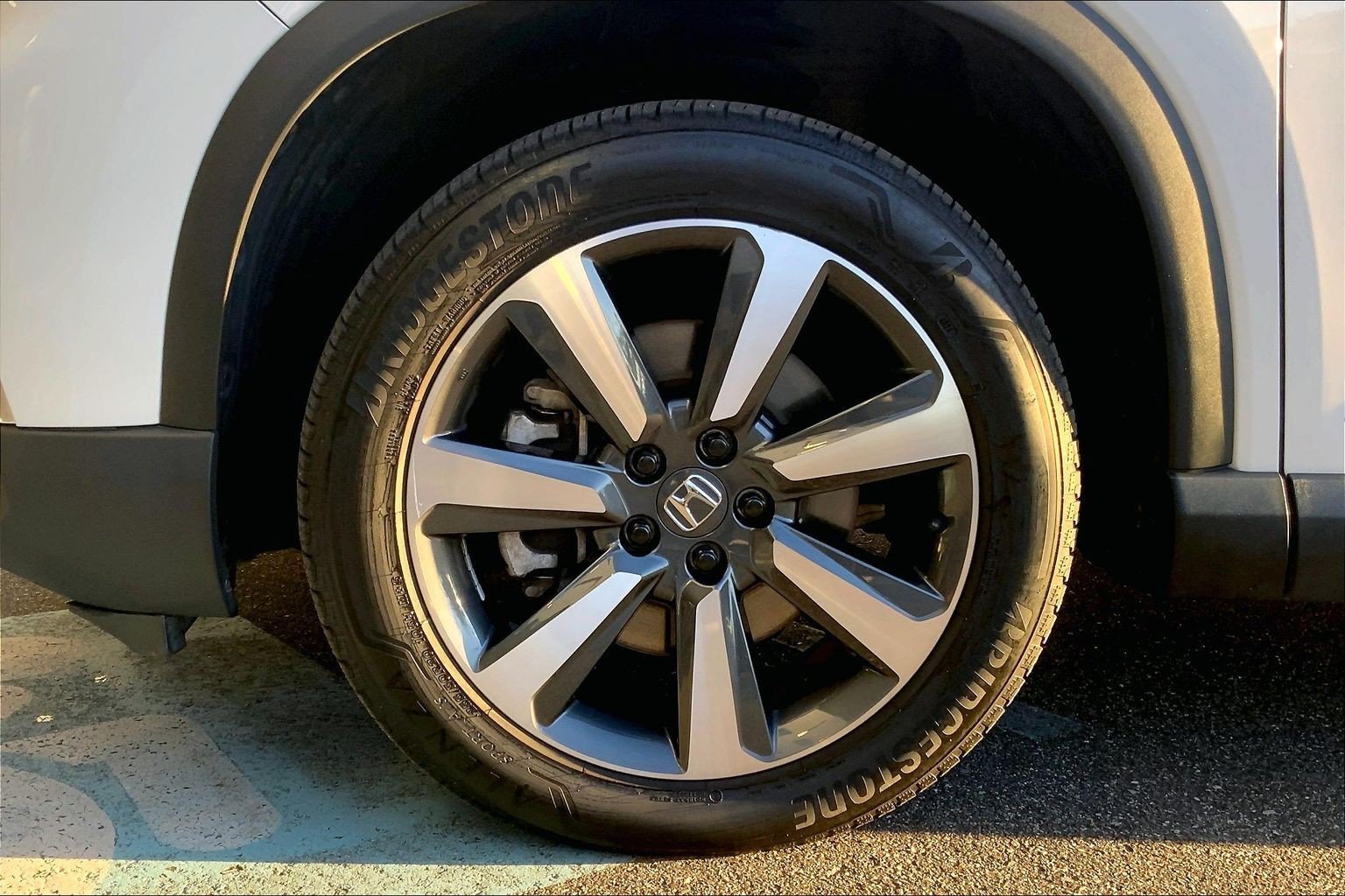 Used 2025 Honda Pilot Touring image 10