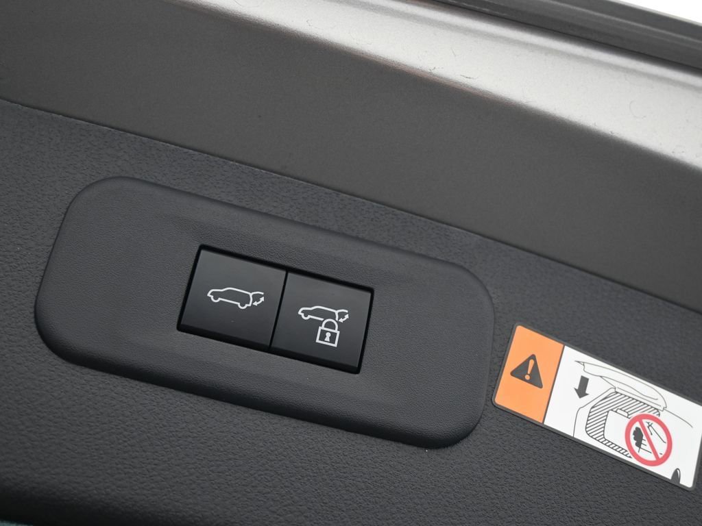 Used 2025 Lexus NX 250 FWD w/ Premium Package image 46