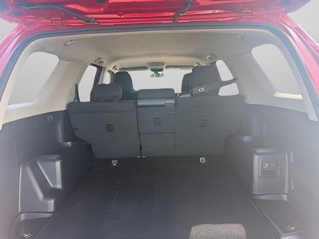 Used 2015 Toyota 4Runner Trail AWD/4WD image 11