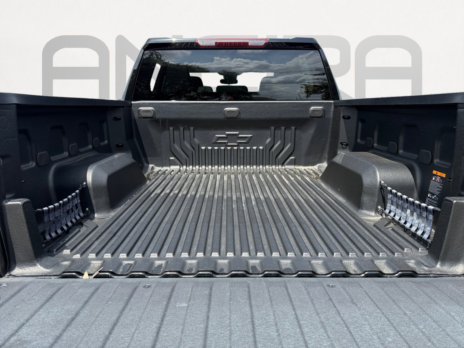 Used 2024 Chevrolet Silverado 1500 LT image 12