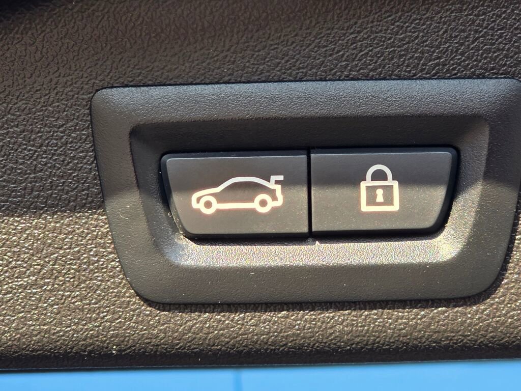 Used 2019 BMW X5 xDrive40i w/ Convenience Package image 19