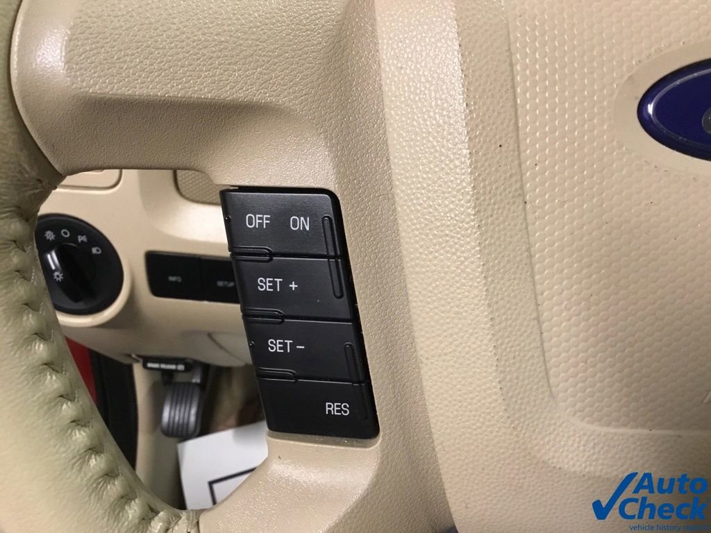 Used 2011 Ford Escape XLT AWD/4WD image 48