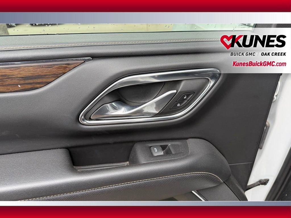 Used 2023 Chevrolet Suburban Premier AWD/4WD image 9