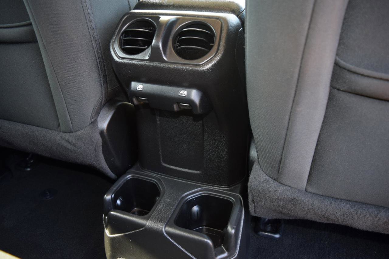 Used 2022 Jeep Gladiator Sport image 18