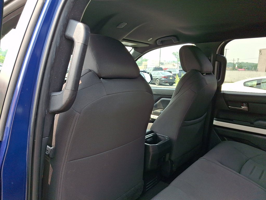 Used 2024 Toyota Tacoma TRD Off-Road AWD/4WD image 21