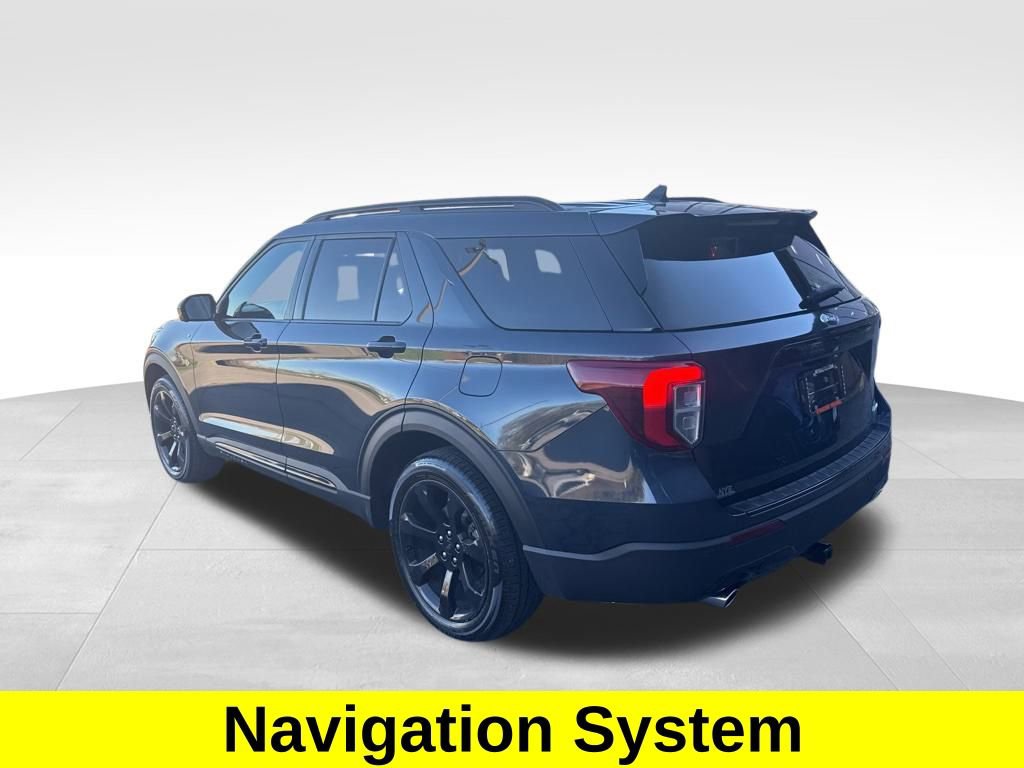 Used 2023 Ford Explorer ST-Line image 3