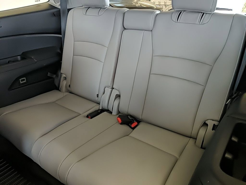 Used 2019 Honda Pilot Elite image 16