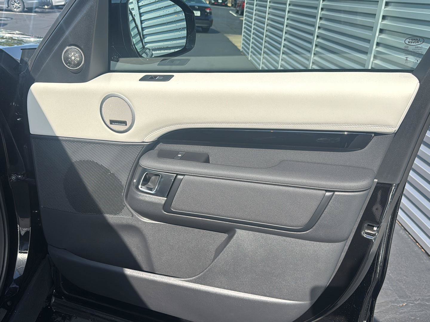 New 2026 Land Rover Discovery S AWD/4WD image 11