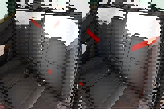 Used 2024 GMC Canyon AT4X image 7