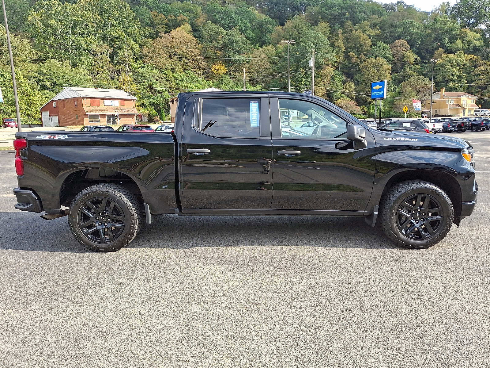 Used 2023 Chevrolet Silverado 1500 Custom image 7