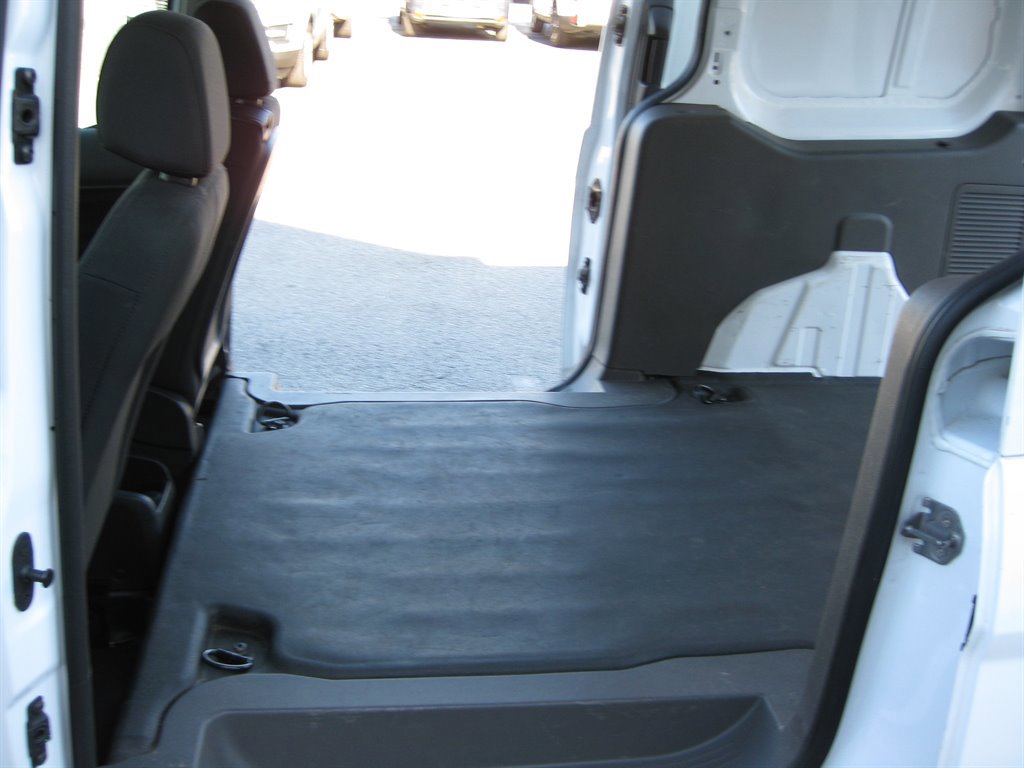 Used 2019 Ford Transit Connect XL image 28