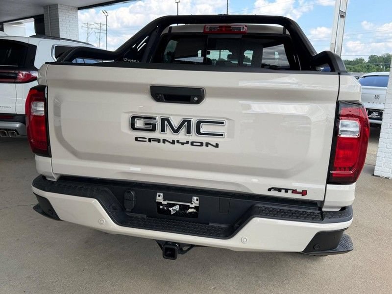 New 2026 GMC Canyon AT4 w/ Nightfall Edition AWD/4WD image 4