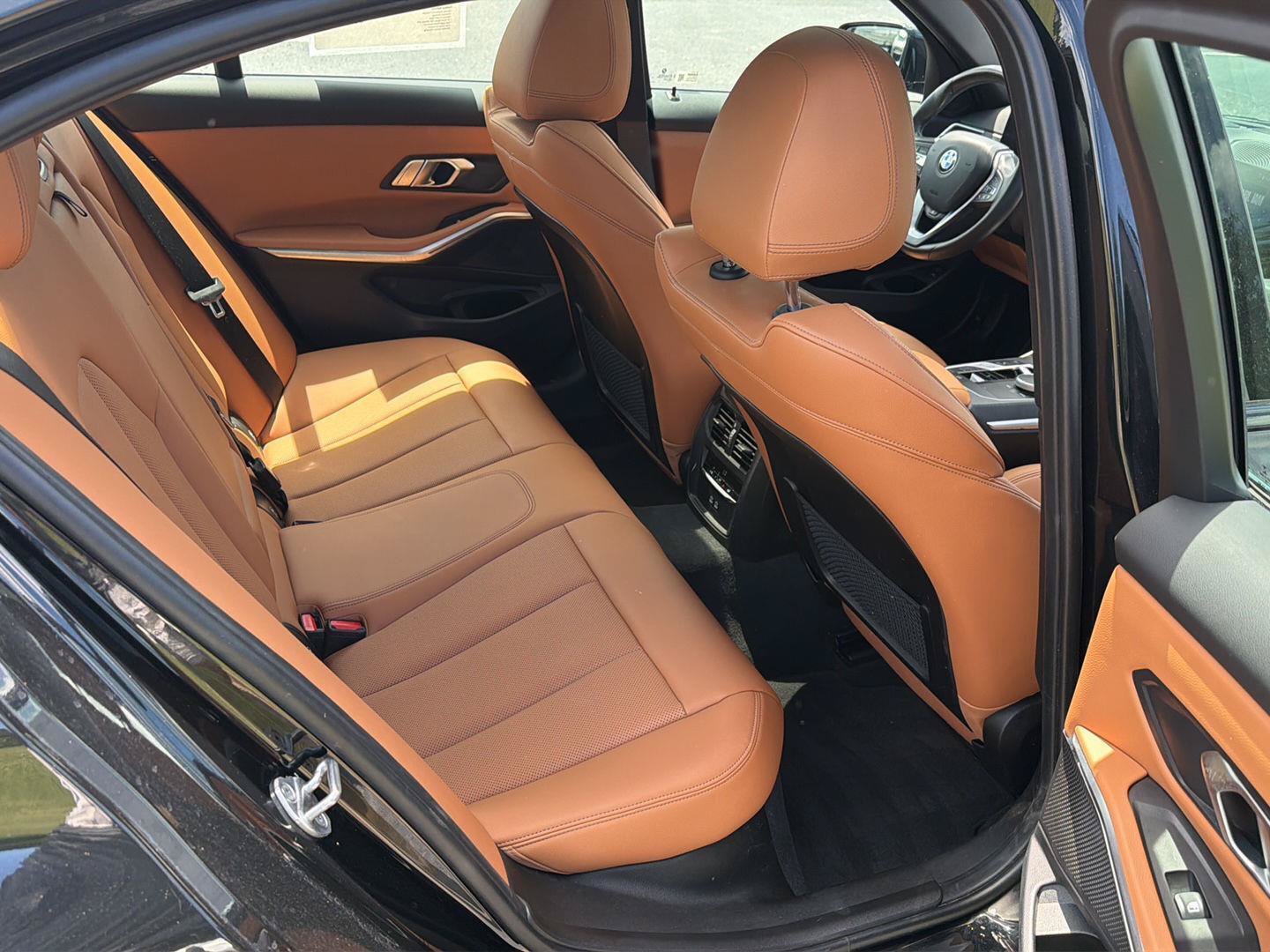 Used 2023 BMW 330i xDrive Sedan w/ Premium Package AWD/4WD image 12