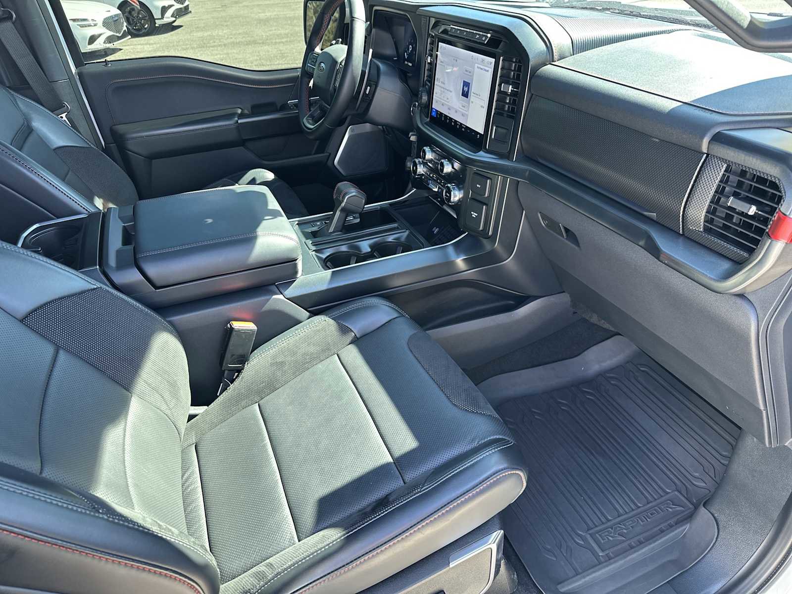 Used 2024 Ford F150 Raptor image 27