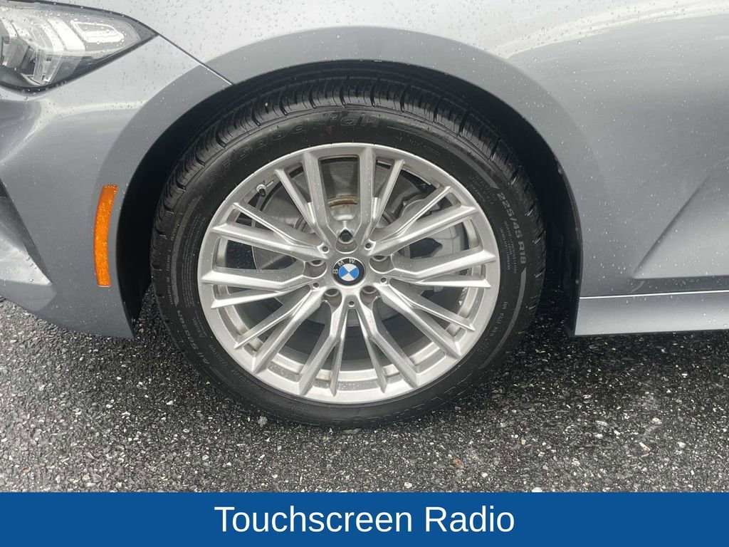 Used 2023 BMW 330i xDrive Sedan w/ Driving Assistance Package image 10
