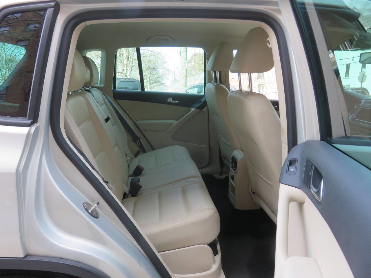 Used 2015 Volkswagen Tiguan S AWD/4WD image 21