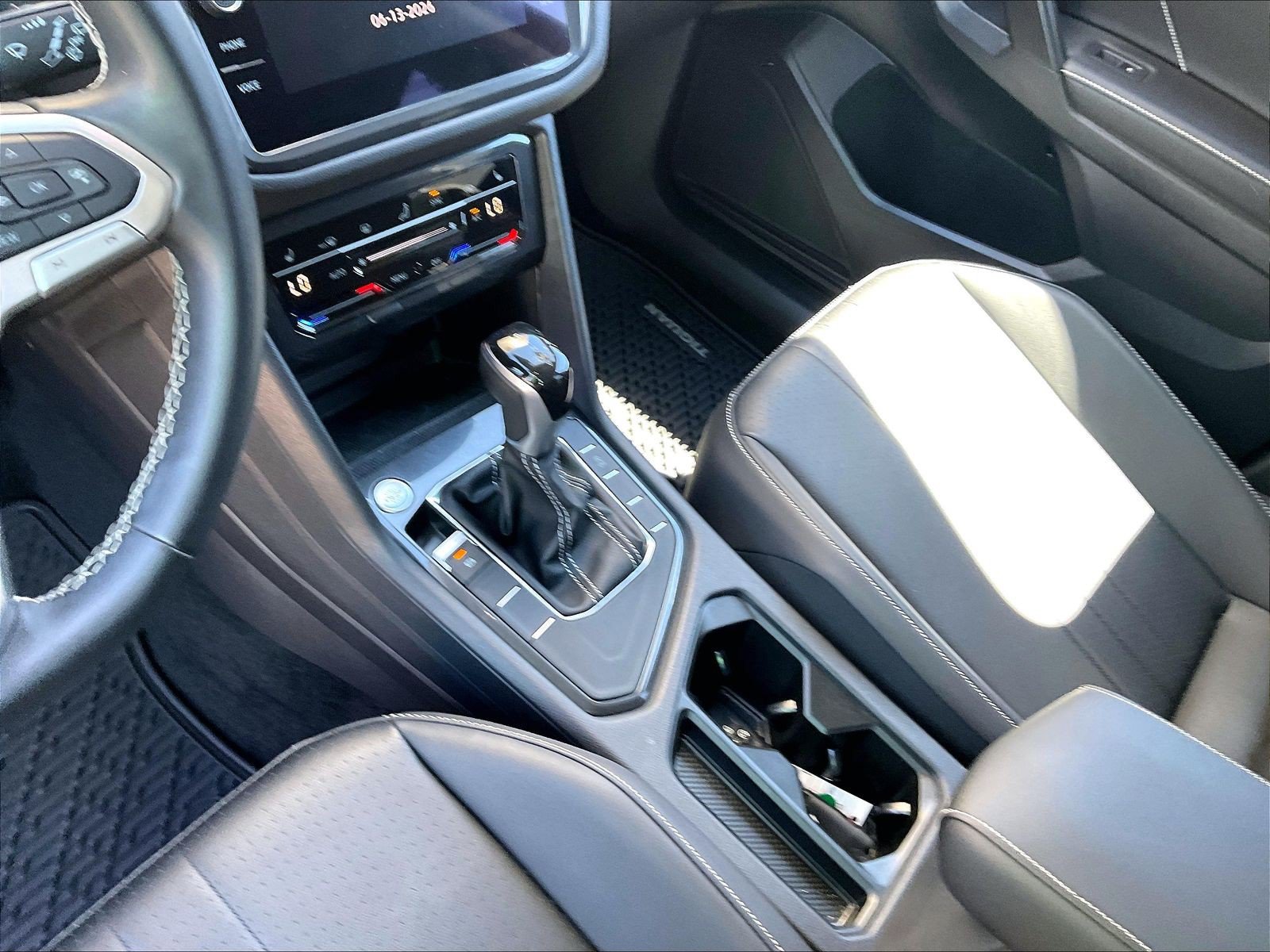 Certified 2023 Volkswagen Tiguan SE FWD image 17