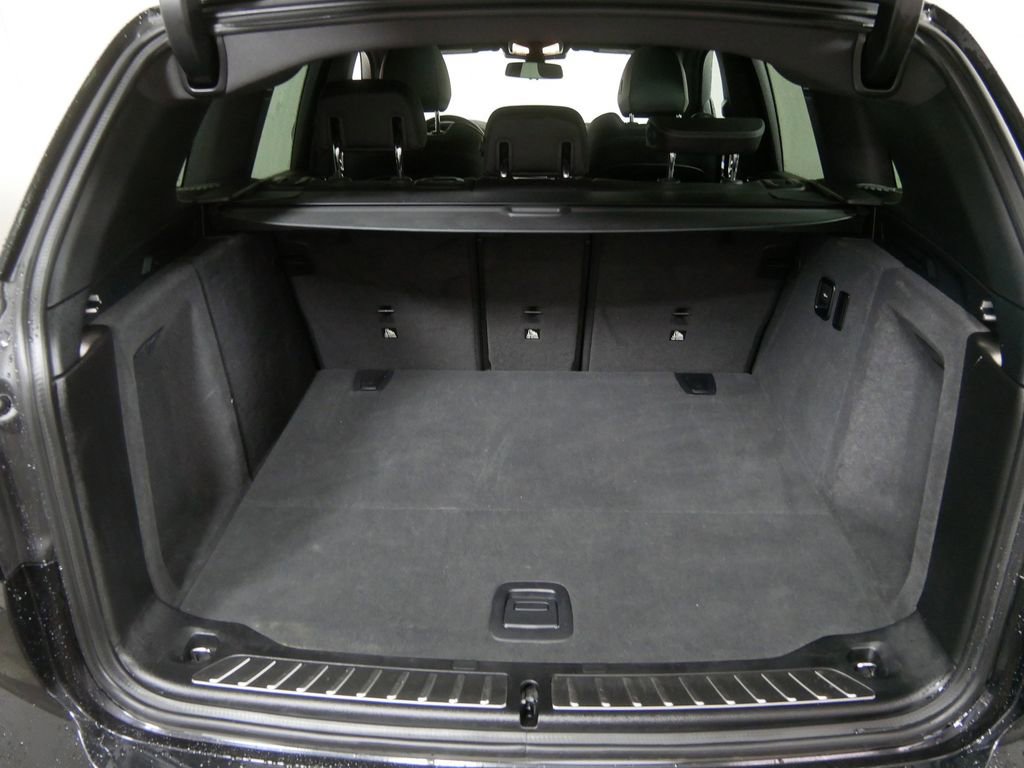 Used 2023 BMW X3 xDrive30i w/ Premium Essential Package image 5