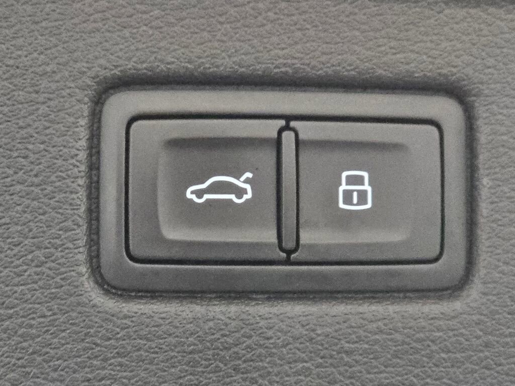 Used 2022 Audi A5 2.0T Premium w/ Convenience Package image 24