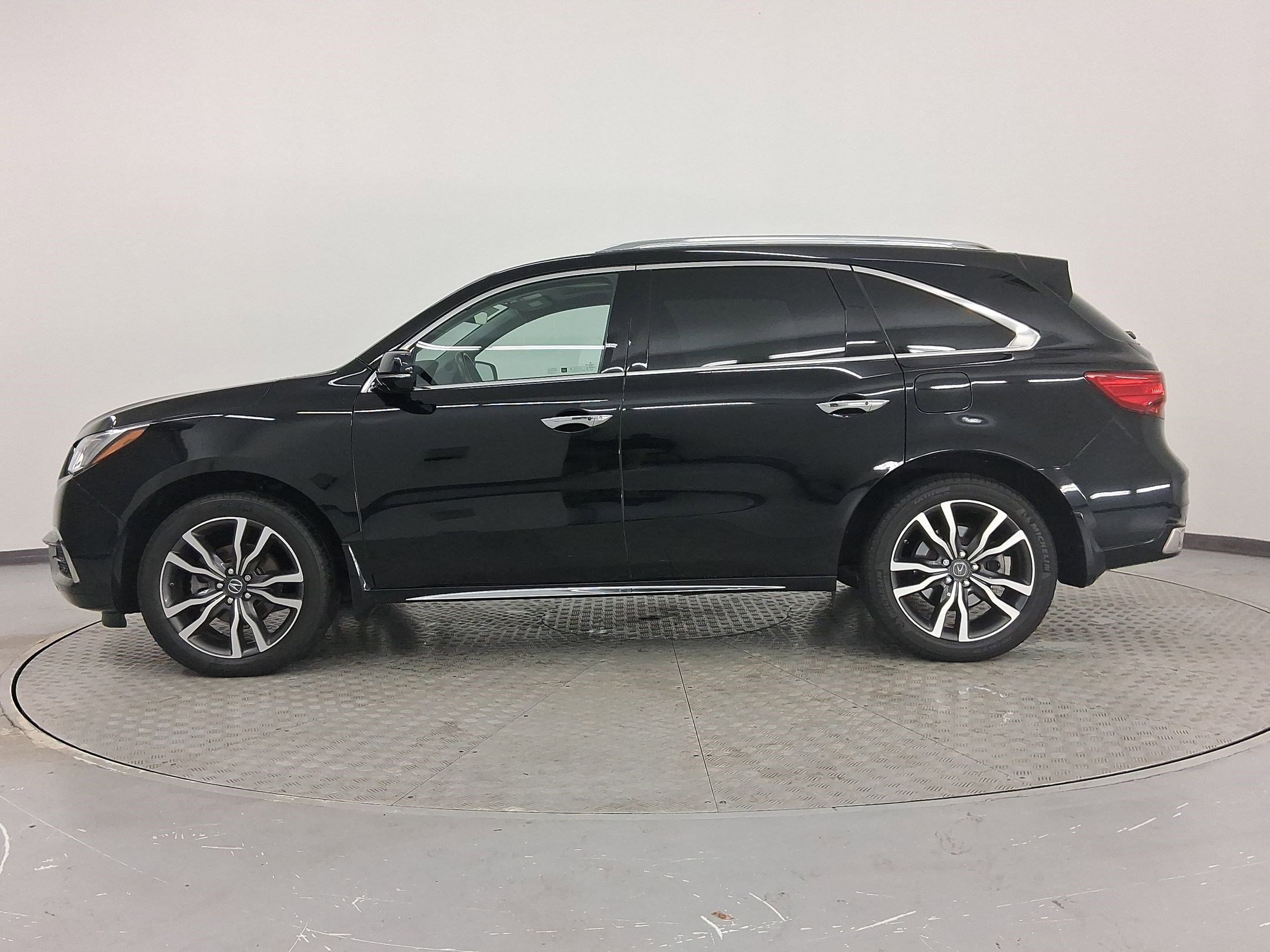 Used 2020 Acura MDX w/Advance Pkg image 2