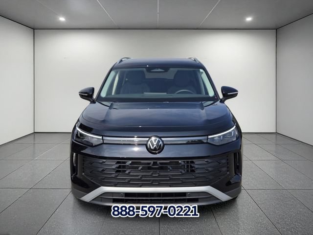 New 2026 Volkswagen Tiguan SE FWD image 5
