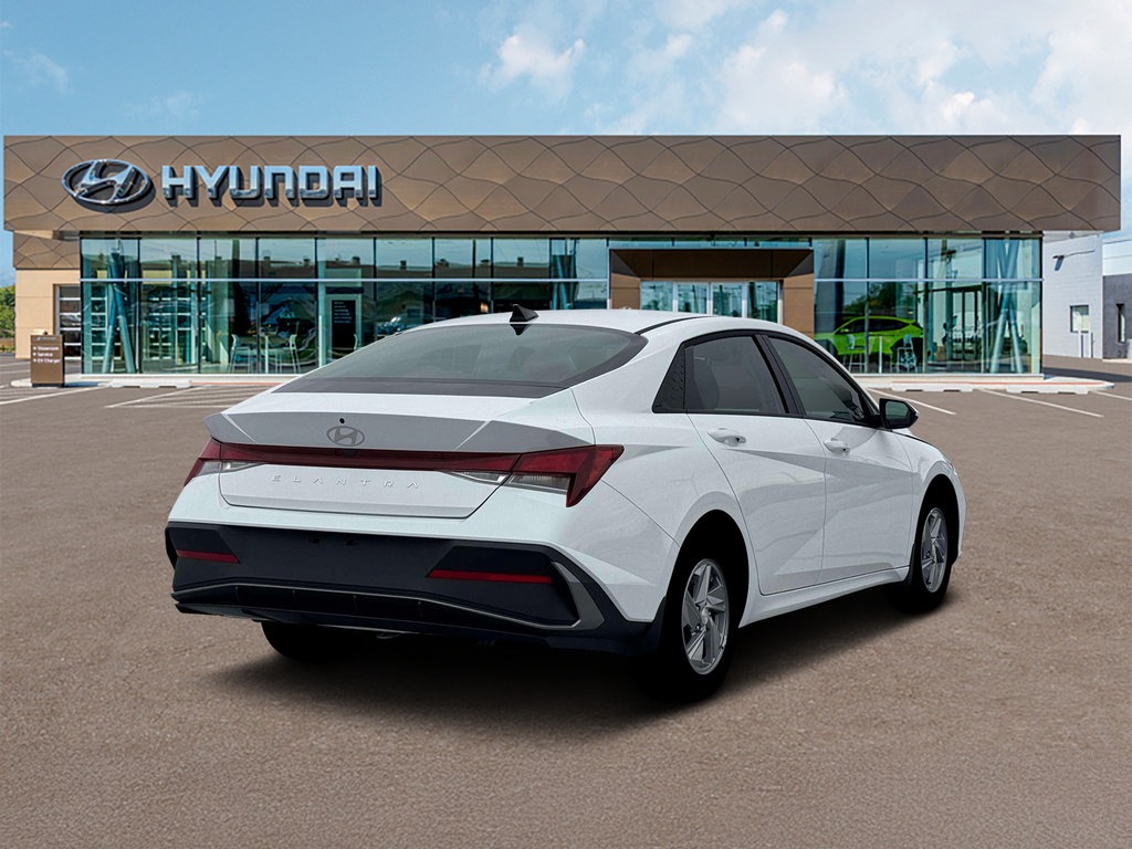 New 2026 Hyundai Elantra SE FWD image 7