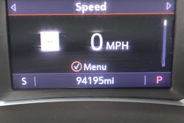 Used 2020 GMC Terrain SLT w/ GMC Pro Grade Package AWD/4WD image 27