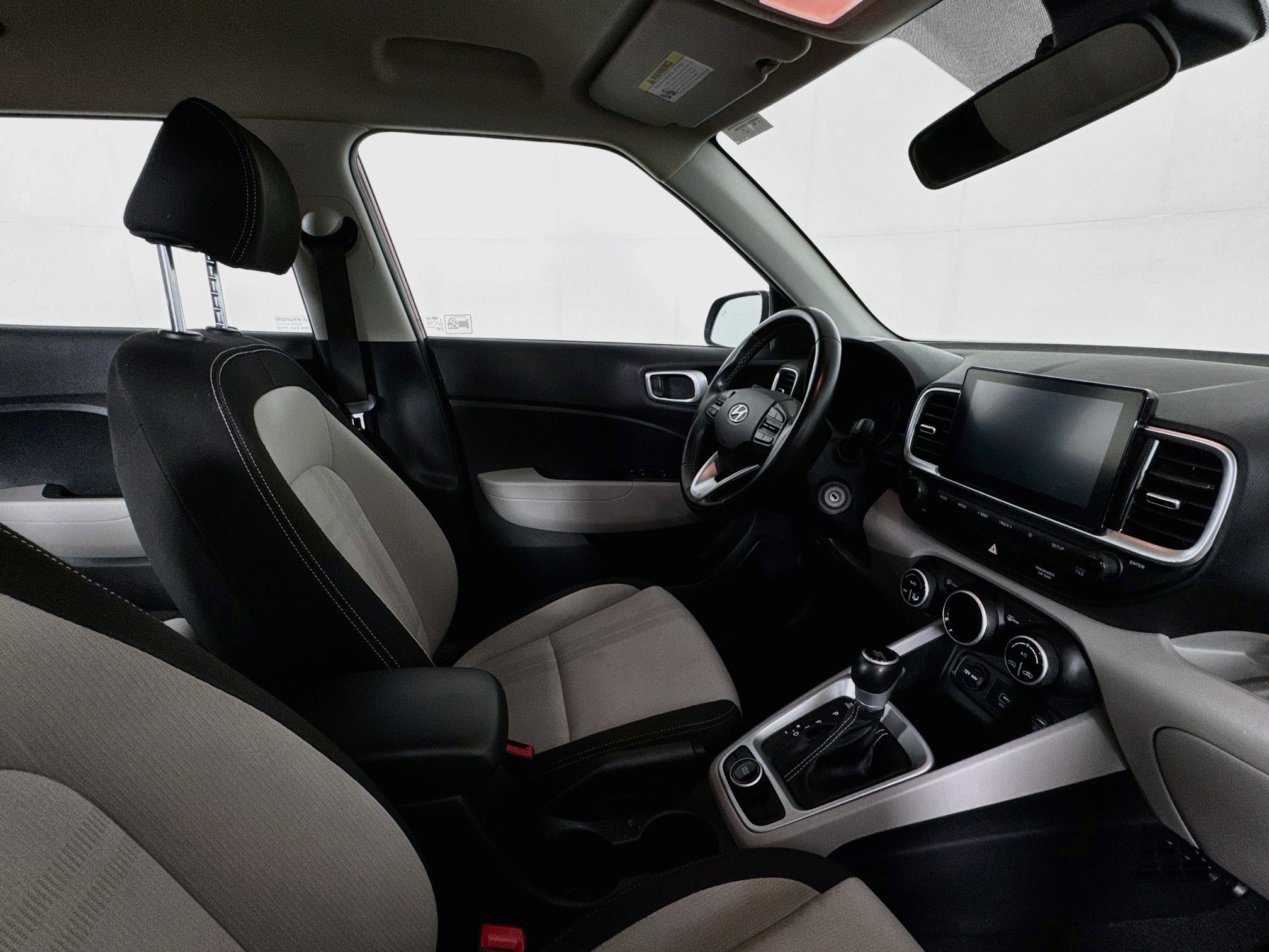 Used 2021 Hyundai Venue SEL FWD image 41