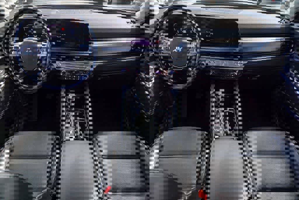 Certified 2023 Kia Telluride LX image 11