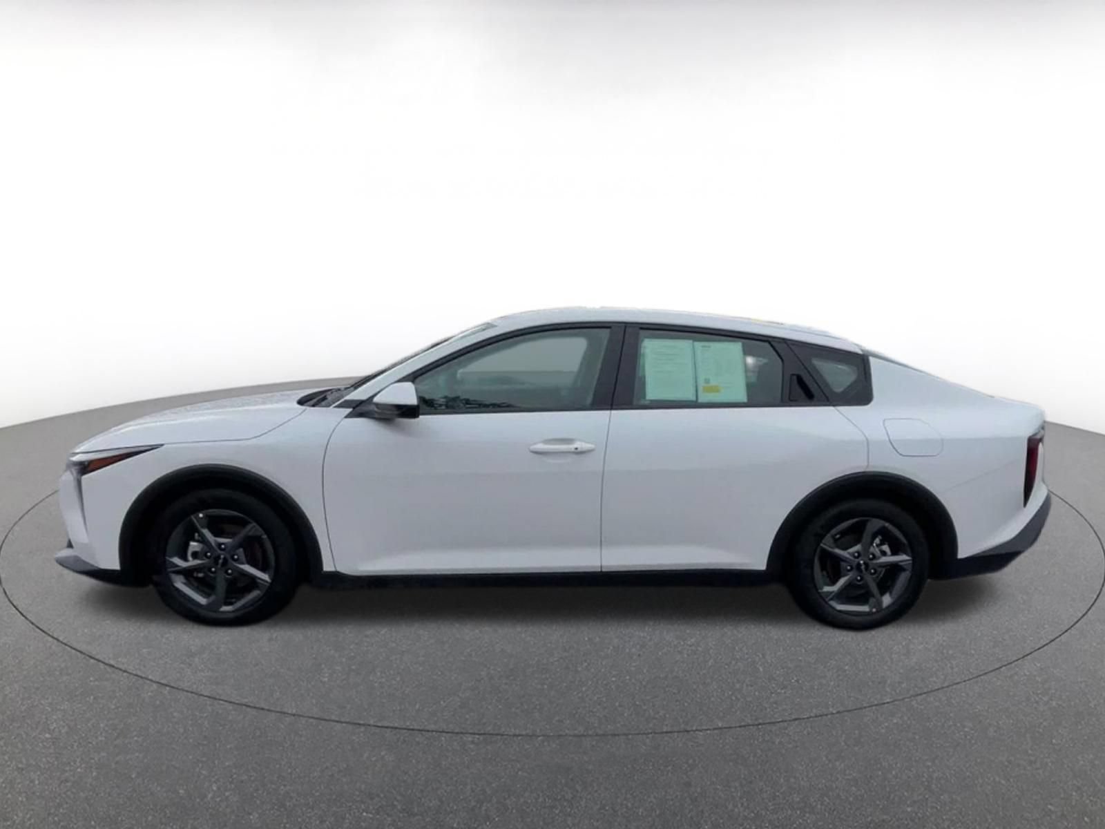 Used 2026 Kia K4 FWD image 8