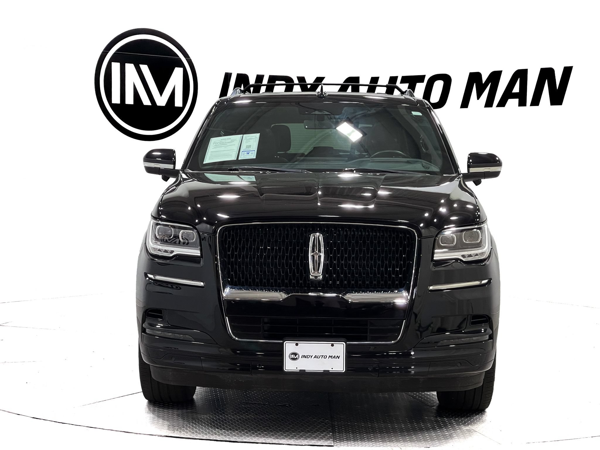 Used 2023 Lincoln Navigator L Reserve AWD/4WD image 9