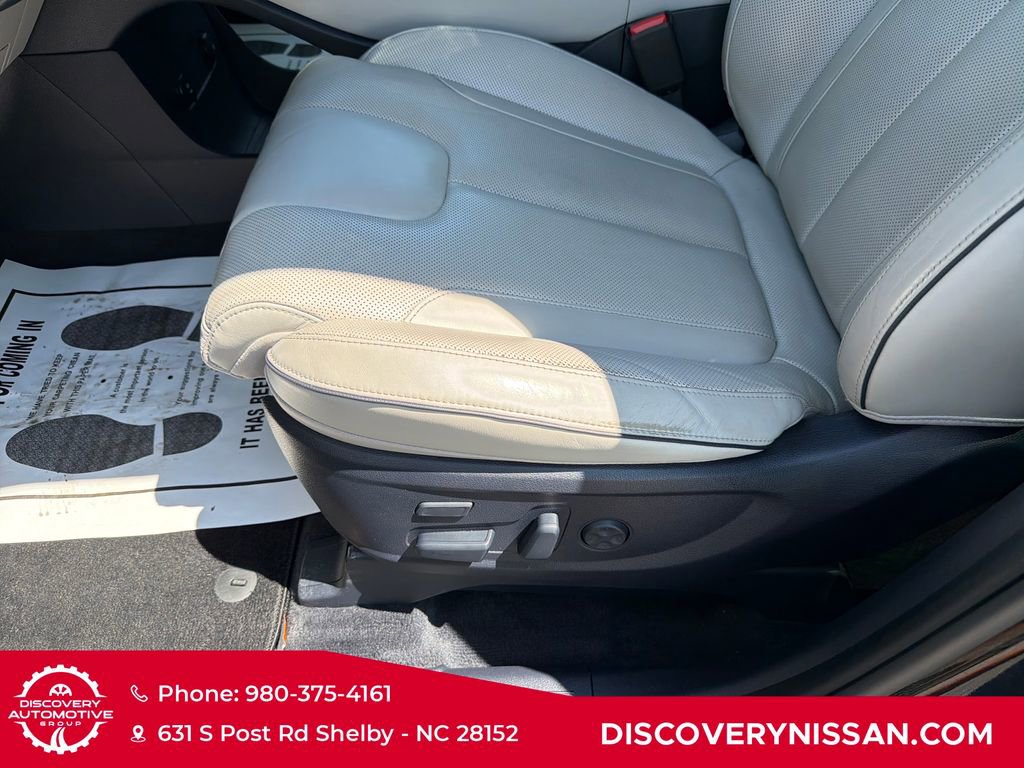Used 2021 Hyundai Palisade Limited AWD/4WD image 17