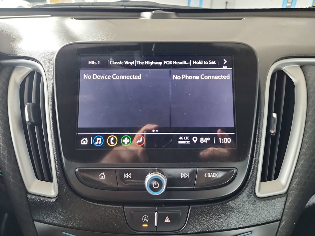 Used 2024 Chevrolet Malibu LT FWD image 27