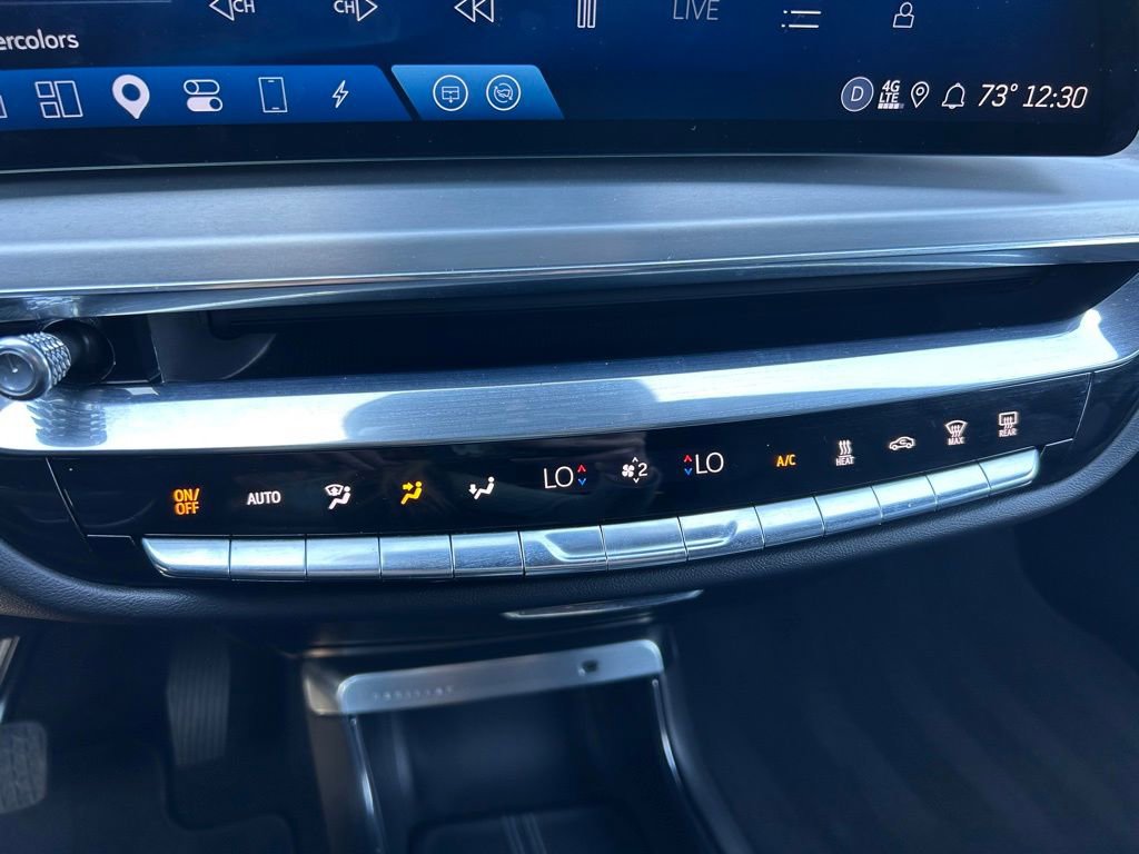 Used 2023 Cadillac Lyriq 2WD image 34