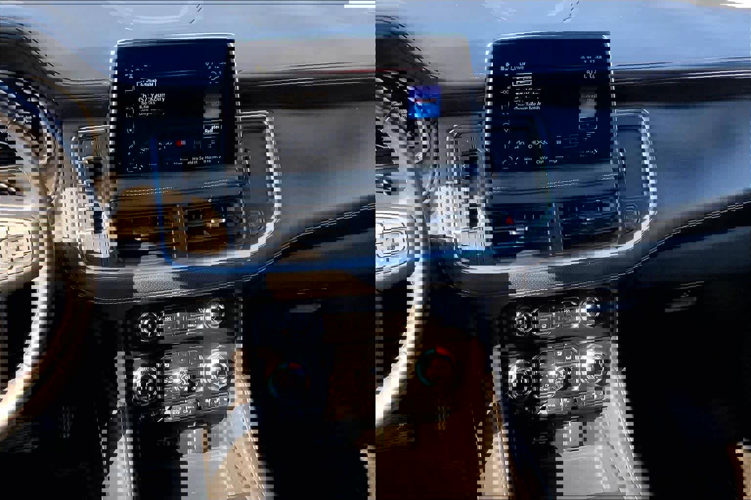 Used 2022 GMC Yukon XL AT4 image 7