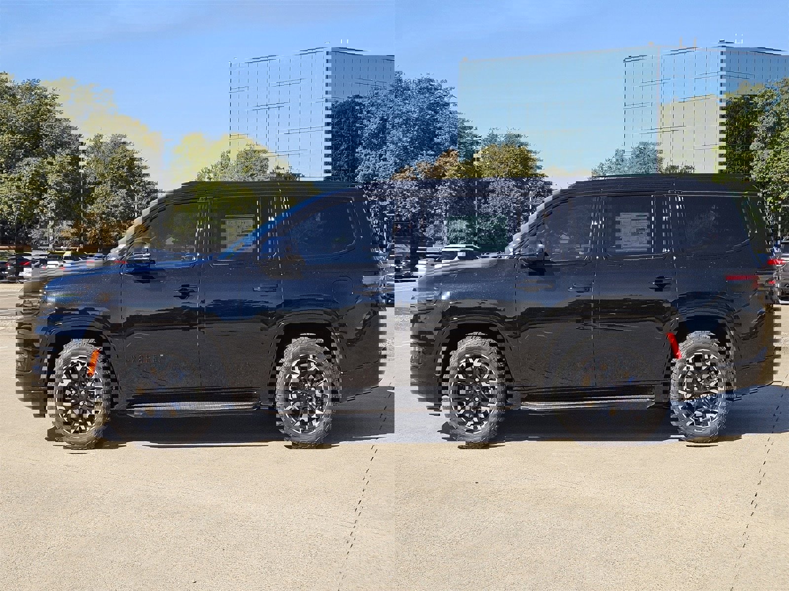 New 2025 Jeep Wagoneer Series II image 3