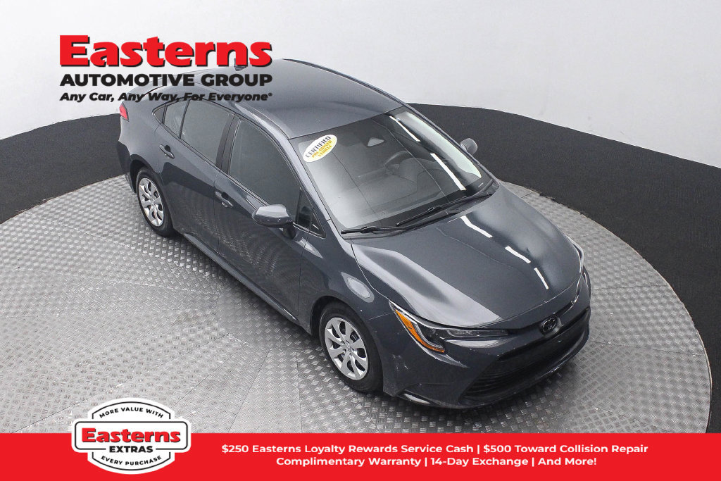 Used 2024 Toyota Corolla LE FWD image 4