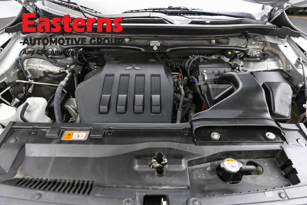 Used 2024 Mitsubishi Eclipse Cross LE AWD/4WD image 8