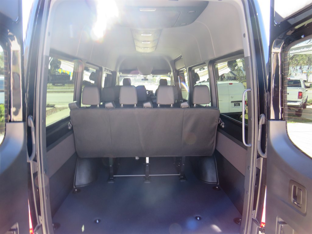 Used 2025 Mercedes-Benz Sprinter 2500 image 18