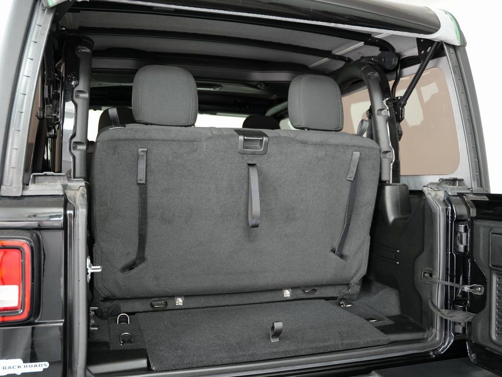 Used 2020 Jeep Wrangler Sport image 35